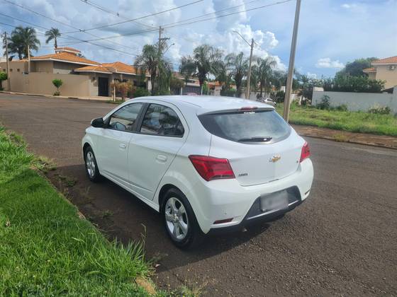 CHEVROLET ONIX 1.4 MPFI LT 8V FLEX 4P AUTOMÁTICO